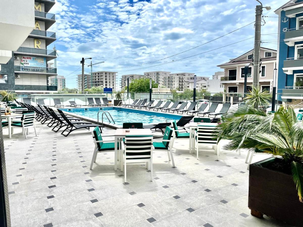 Dominic 2 Beds 1 Sofa Parking Pool Apartament By Alezzi Nord10 Apartment Navodari Exterior photo