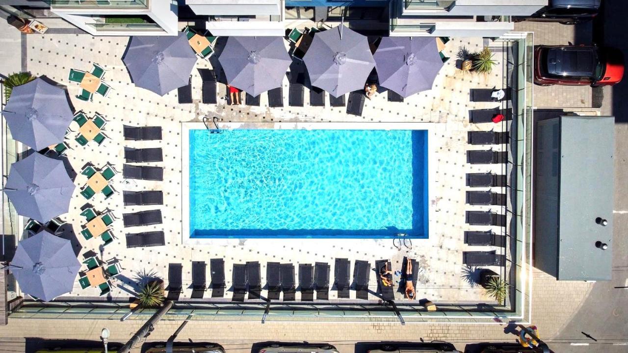 Dominic 2 Beds 1 Sofa Parking Pool Apartament By Alezzi Nord10 Apartment Navodari Exterior photo